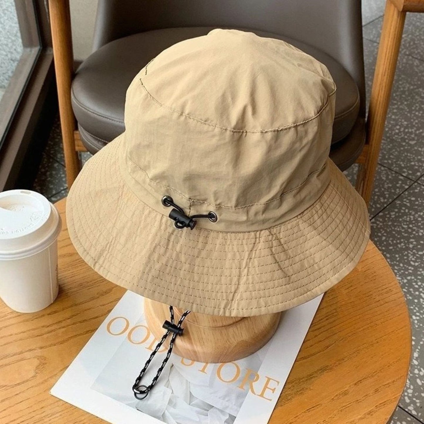 Chapeau Femme Été Randonnée gros plan sur le chapeau - Beige - Vert Olive - Rose - Noir - Gris Foncé - Bleu Marine - Terracotta