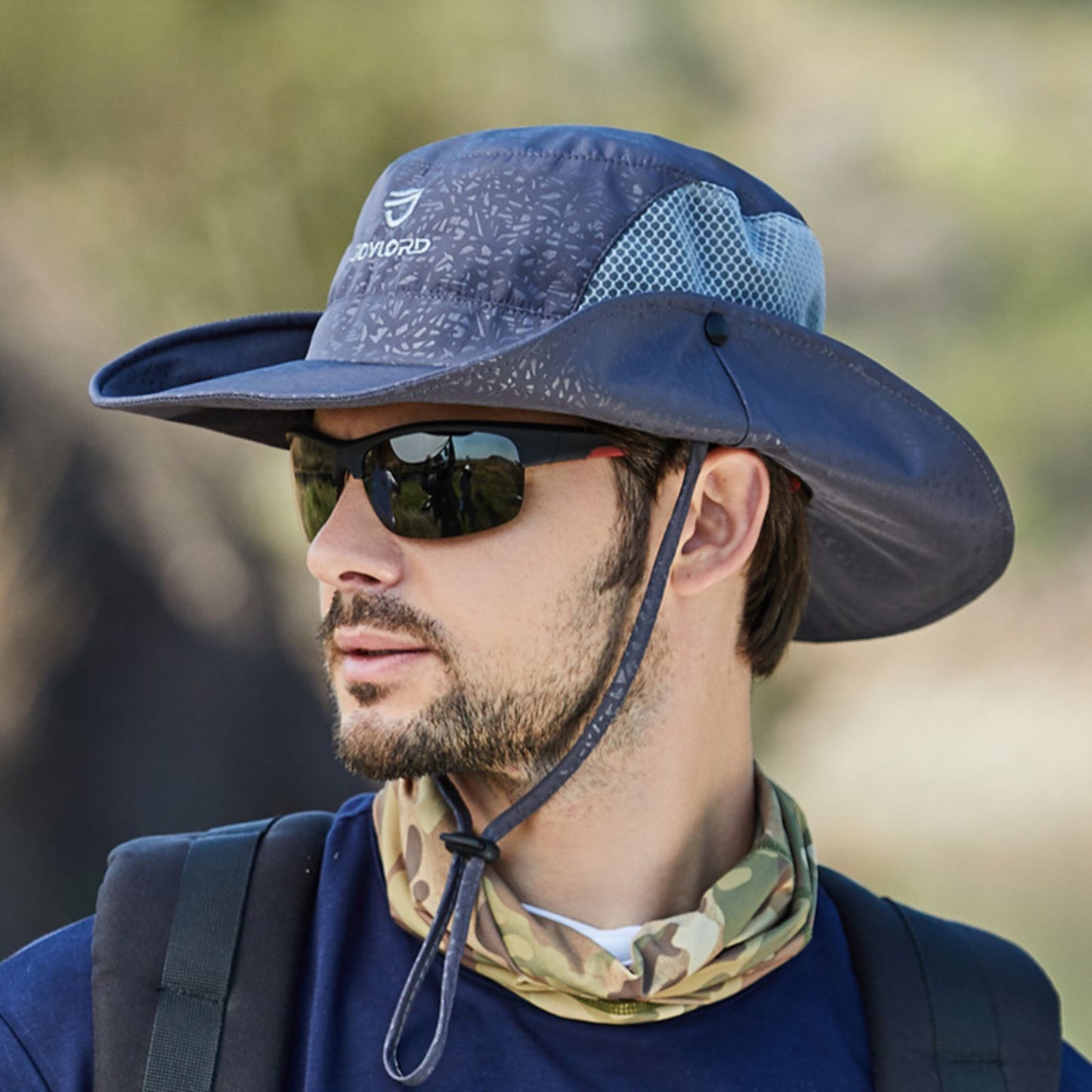 Chapeau Randonnée Ultra Léger portée sur la tête - Bleu Marine et Noir - Beige - Noir - Gris Foncé - Bleu Marine