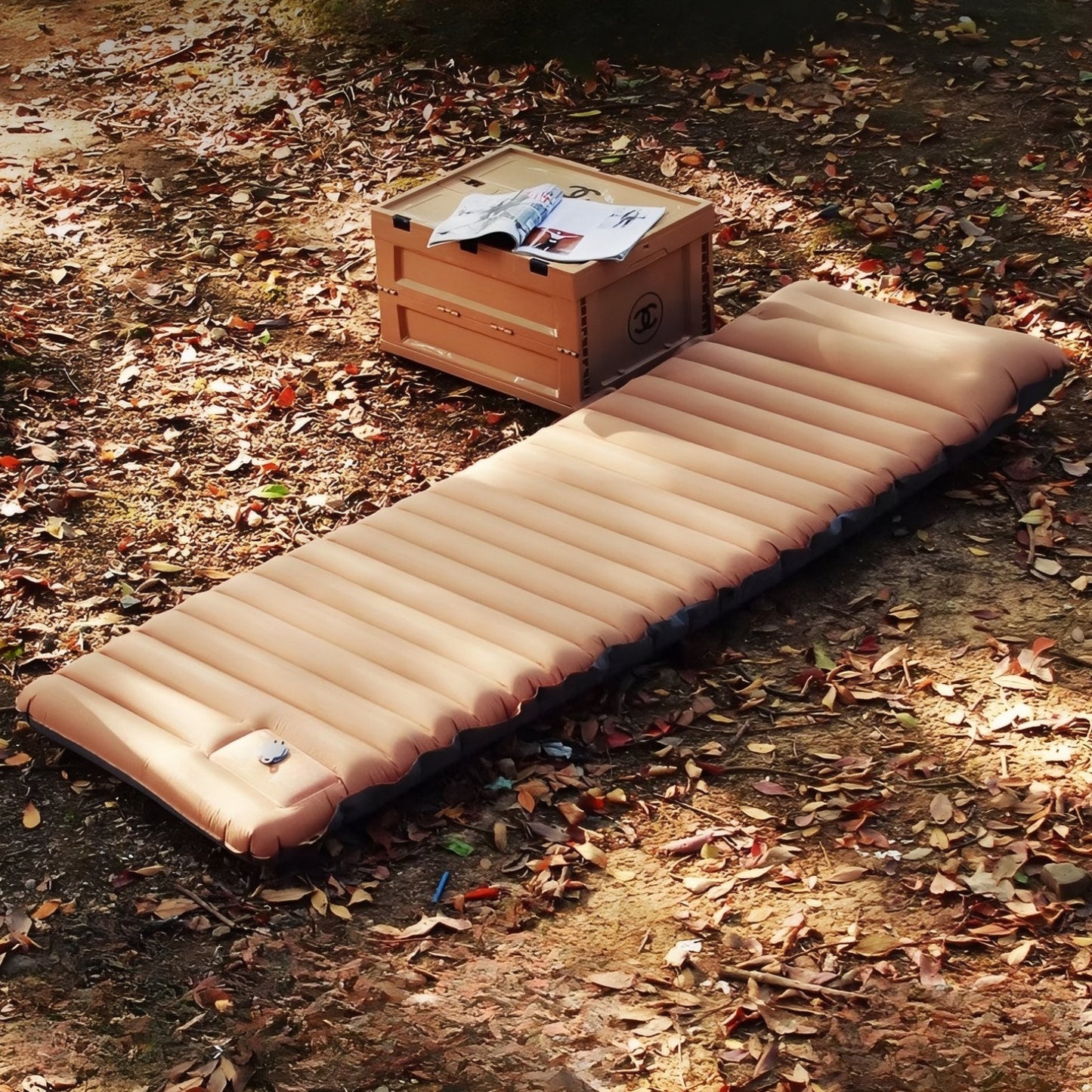 Matelas Camping Gonflable Confortable mise en situation extérieure - Noir - Vert Foncé - Marron