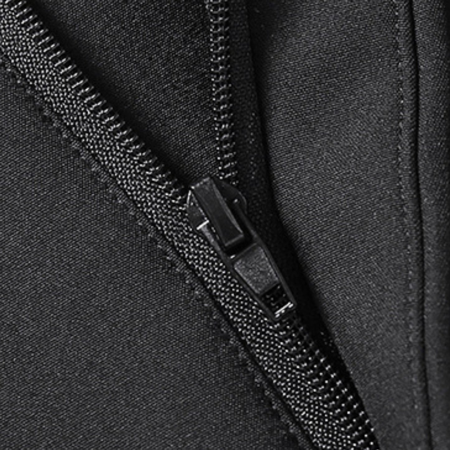 Pantalon Polaire Randonnée Homme gros plan fermeture zippée - Noir - Gris - Bleu Marine